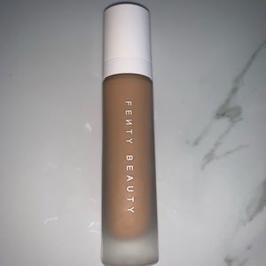Fenty Beauty Pro Filt’r Soft Matte Foundation 360